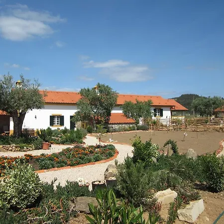 Konukevi Quinta Do Feonix Martinchel